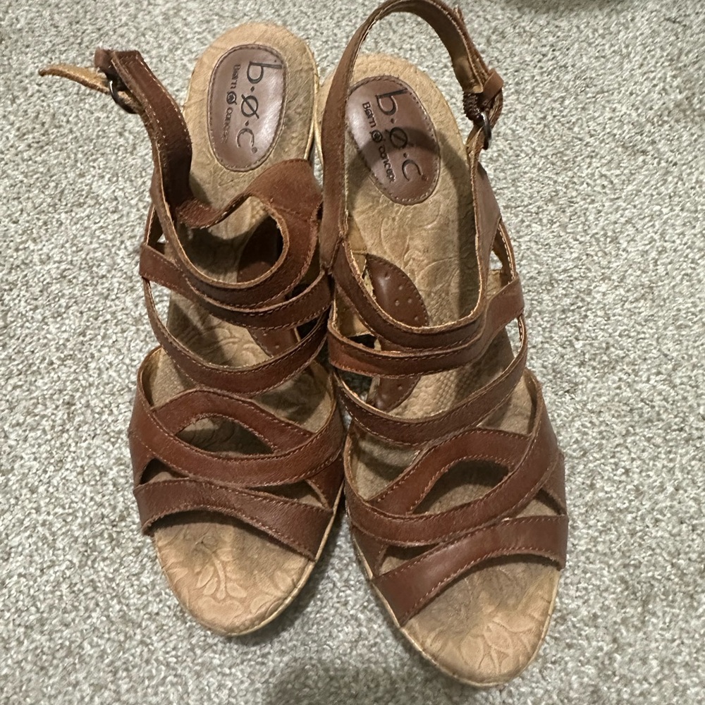 b.o.c. Women's Brown Strappy Wedge Sandals
